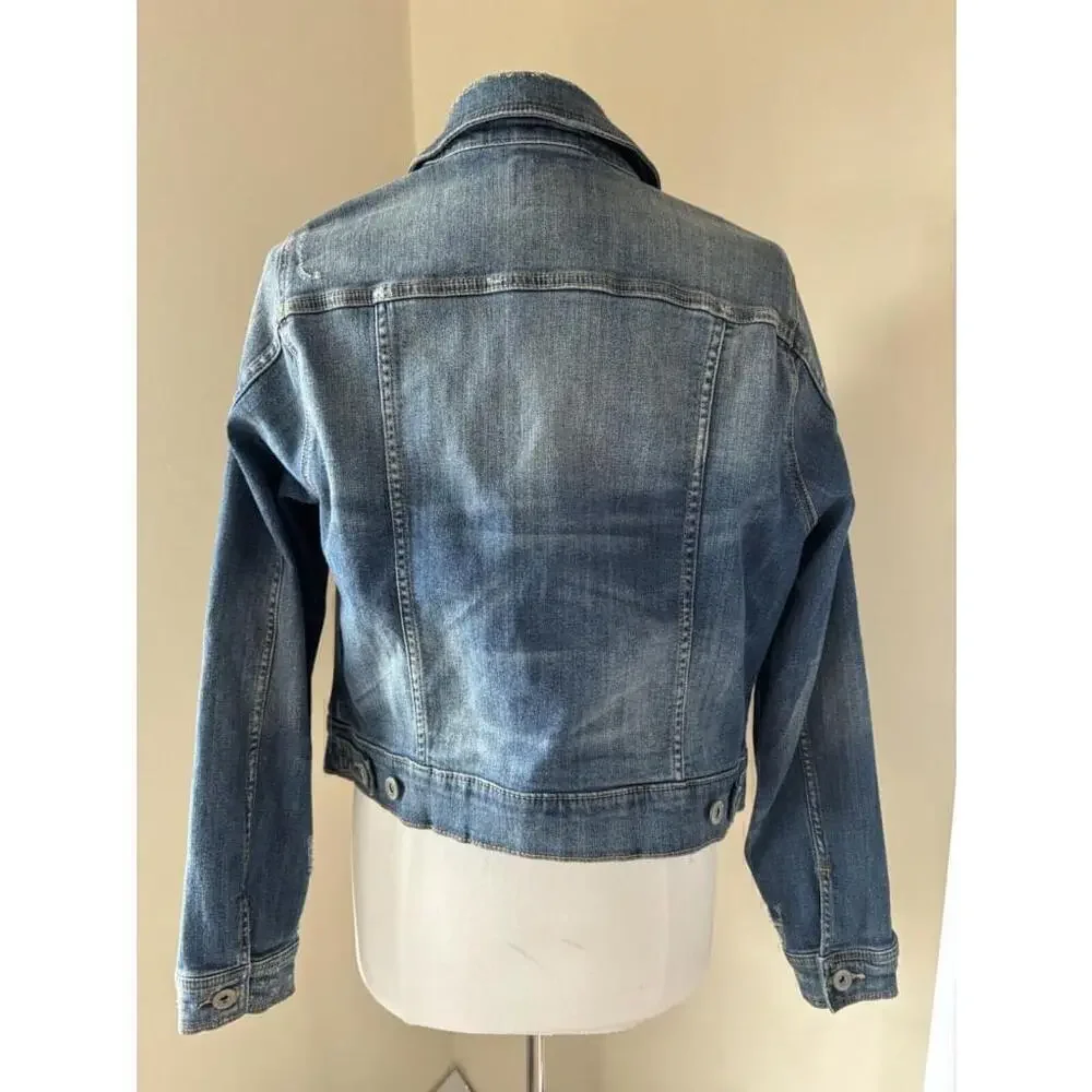 Torrid Distressed Jean Jacket Womens Size 0 Large Denim Medium Wash Button - Picture 2 of 13